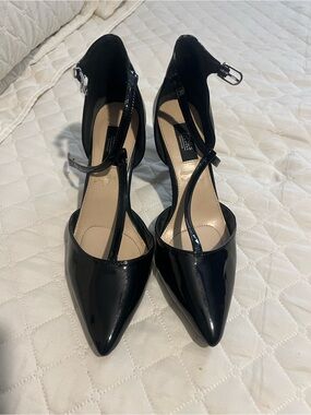 Jones New York Black Patent Pointed-Toe T-Strap Pumps